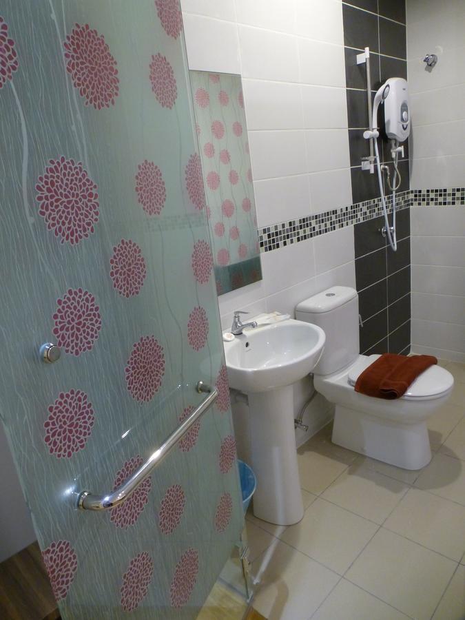 138 @ Bestari Hotel